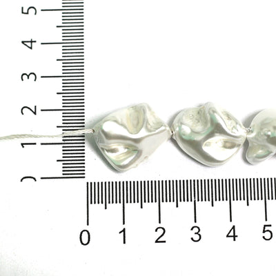 1 String, 22mm White Shell Pearl Beads
