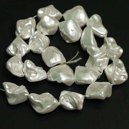 1 String, 22mm White Shell Pearl Beads