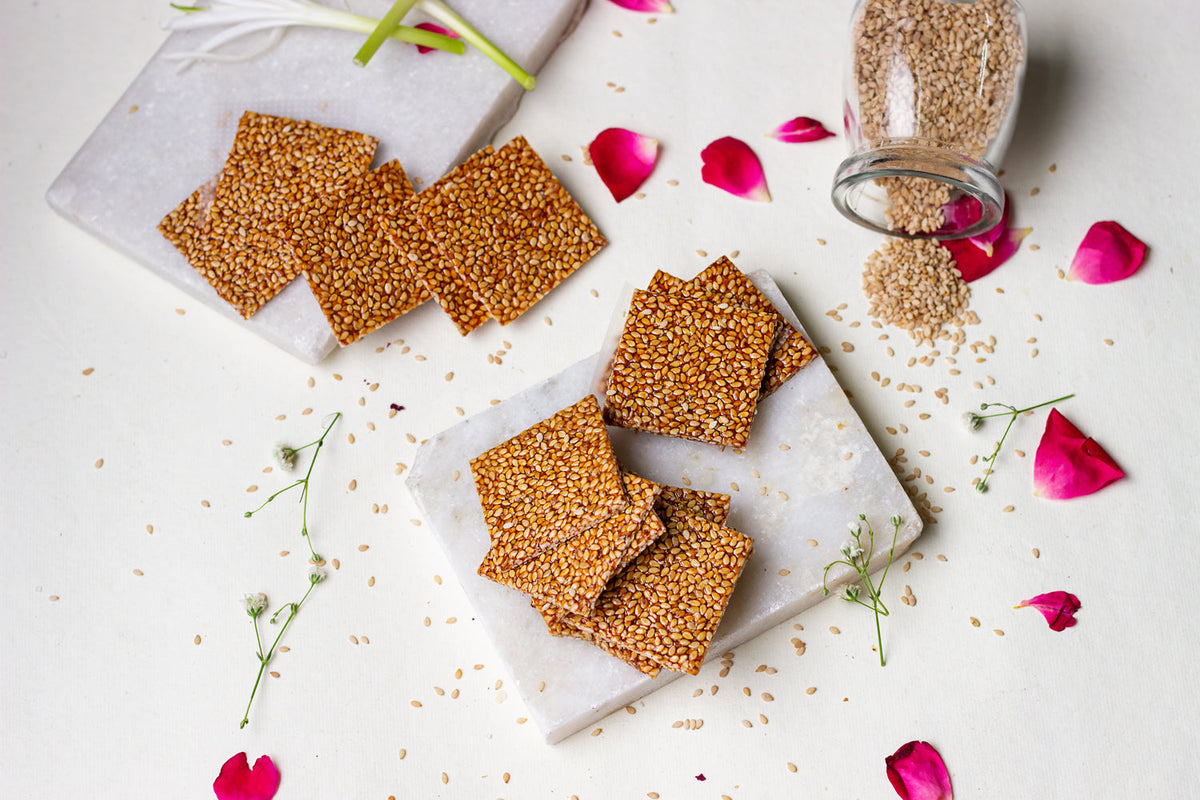 Ashaben Chikkiwala White Til chikki | 500 gms