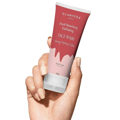 Glamveda Strawberry Exfoliating Face Wash