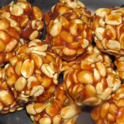 Godavari Vantillu Peanut ladoo/ Palli Undalu / Bellam Verusenaga Pappu Undalu