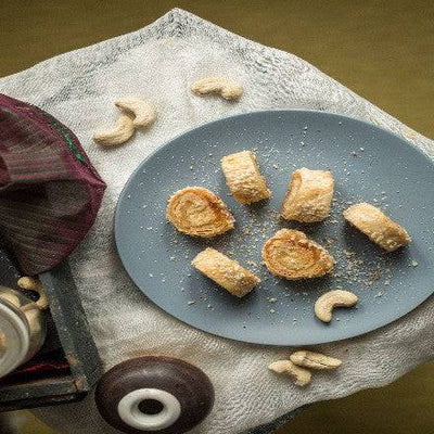 Almond House Flaky Cashew Turkish Roll 500 gms