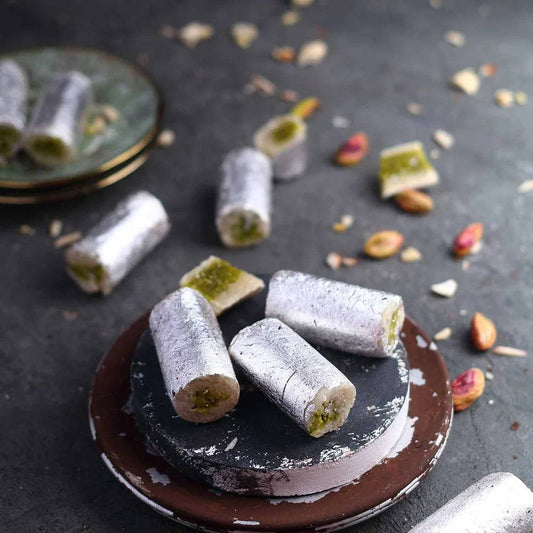 Almond House Kaju Pista Roll - 500 gms