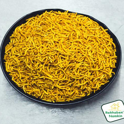 Rekhaben's Namkeen Garlic Sev | 400 gms