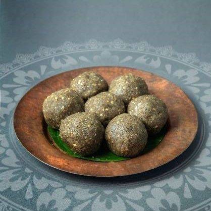 Bhagat Mishthan Bhandar Bajra Laddu - 500 gms
