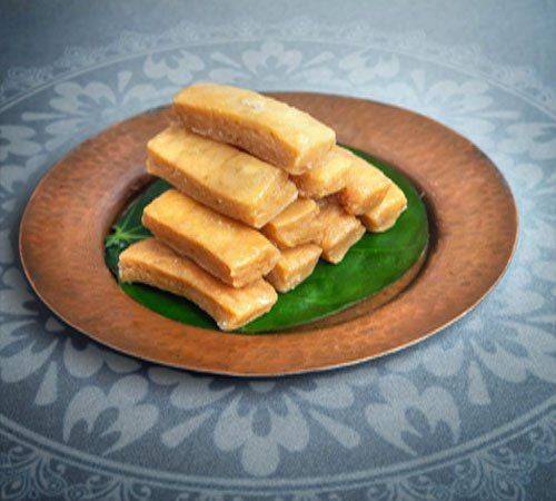 Bhagat Mishthan Bhandar Shakkar Para - 500 gms