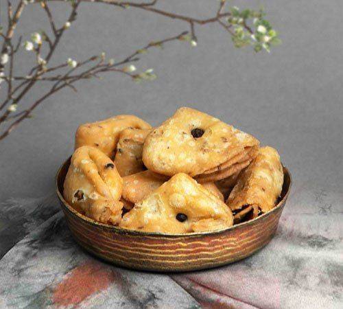 Bhagat Mishthan Bhandar Tikoni Matri - 400 gms
