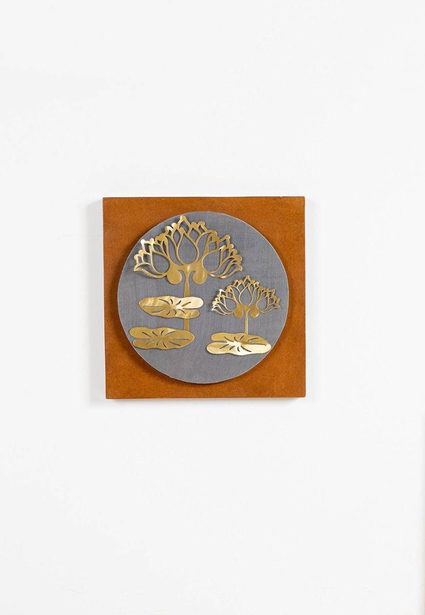 Lotus Composition in a Circular Dial Wall Frame
