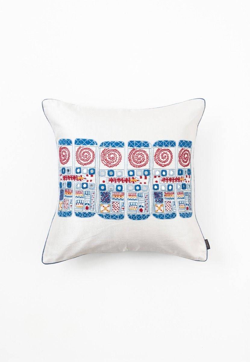White Hand-Woven Cushion Cover