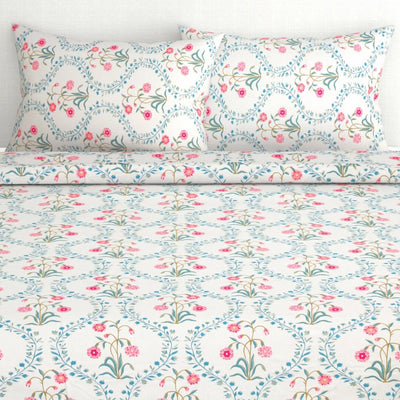 haus & kinder Blossoms Pink & White 186 TC Cotton Queen Bedsheet With 2 Pillow Covers