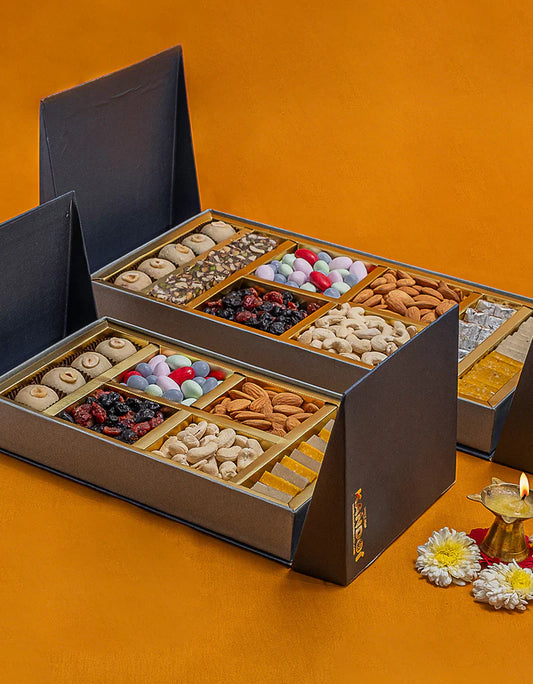 Kandoi Bhogilal Mulchand Decorative Gift Box - 650 gms