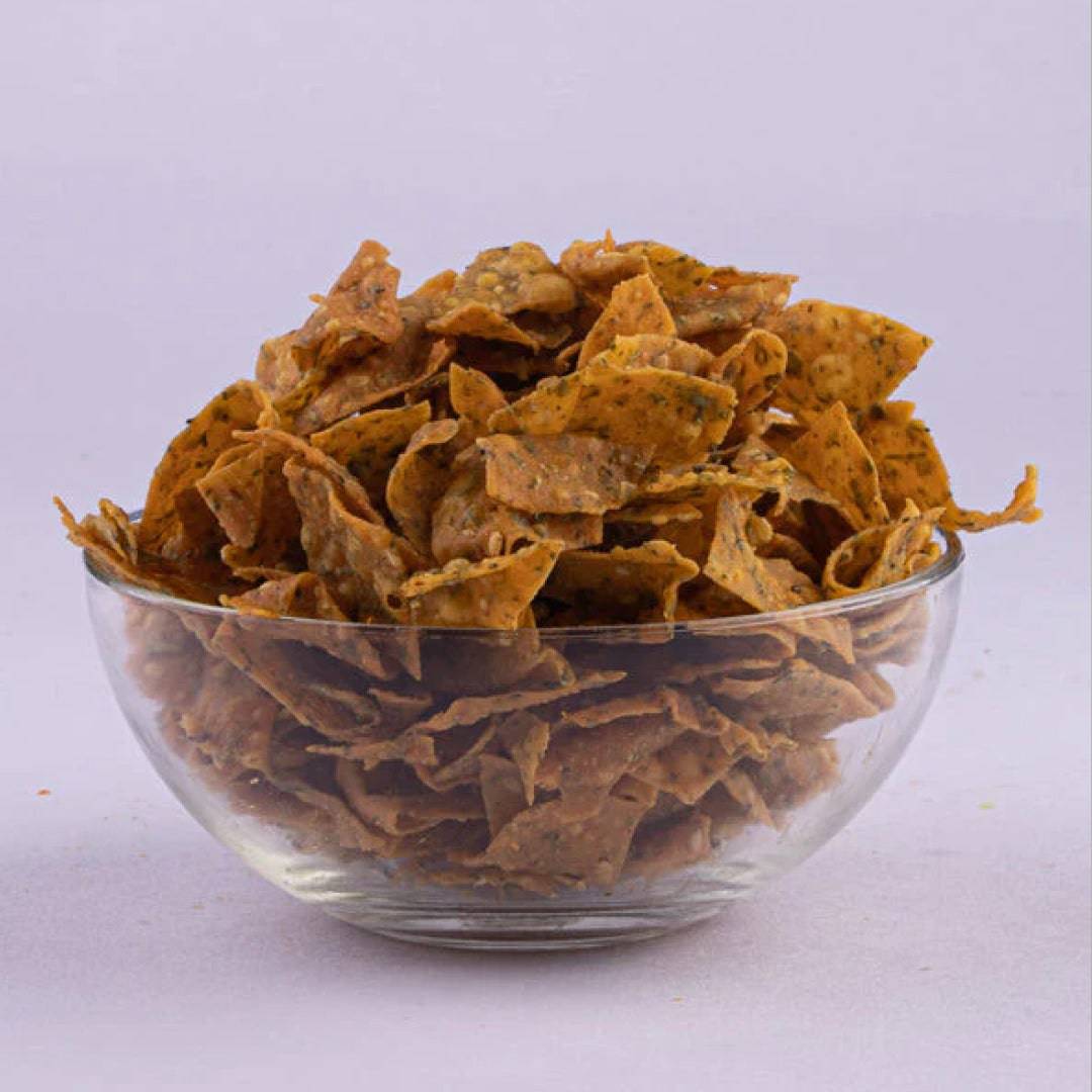 Falguni Gruh Udyog Wheat Kothmir Marcha Puri - 200 gms