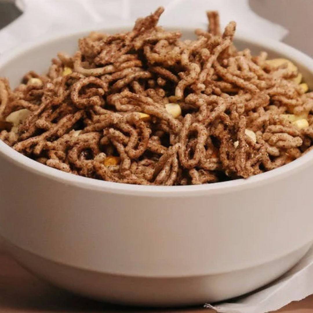 Falguni Gruh Udyog Sev Mamra Mix - 400 gms