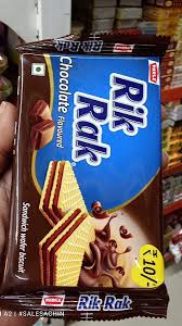 Parle Rik Rak Choclate Flavoured  Wafer Biscuit 28G
