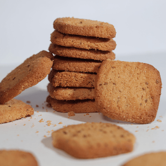 Ishwarji Gajak Wale Aata Ajwain Biscuit - 500 gms