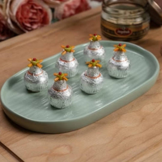 Jagdish Farshan Kaju Kalash - 500 gms