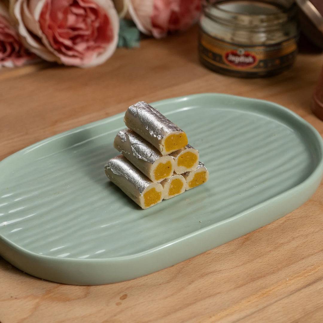 Jagdish Farshan Kesar Roll - 500 gms