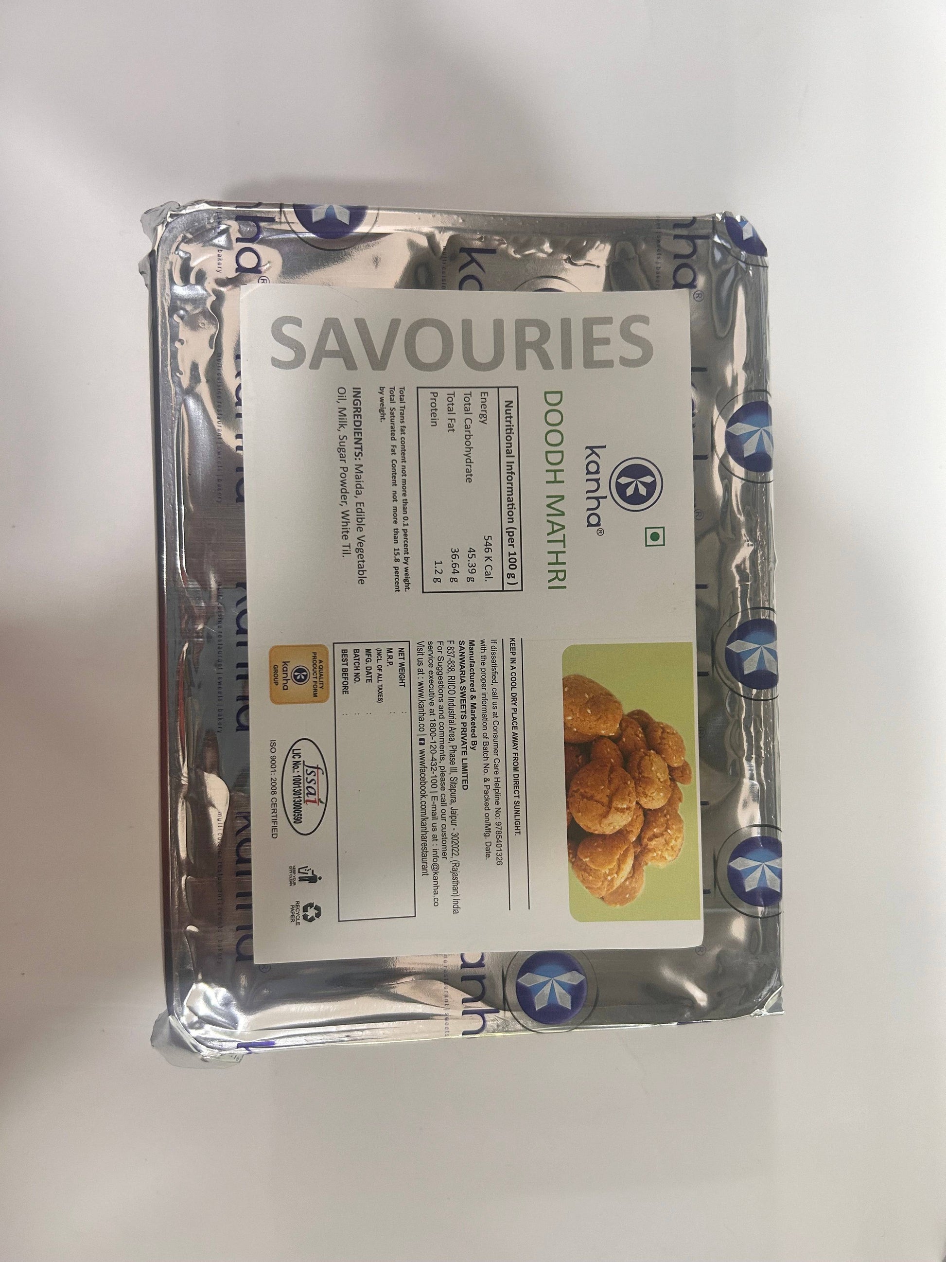 Kanha Doodh Mathri - 500 gms