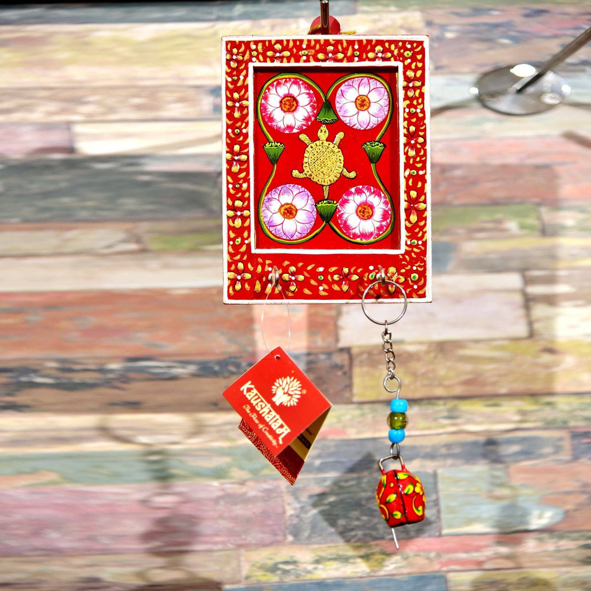 KEY CHAIN HOLDER: 2 KEYS: PICHWAI ART