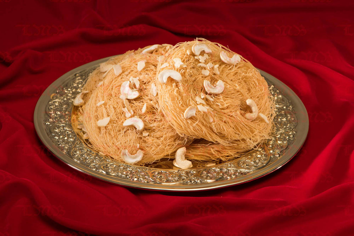 Laxmi Misthan Bhandar Fiki Doodh Phinni - 500 gms
