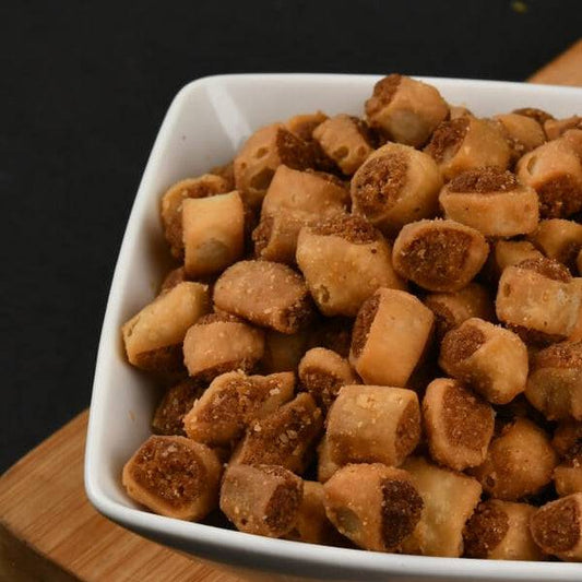 Laxmi Namkeen Mini Bhakharwadi - 500 gms
