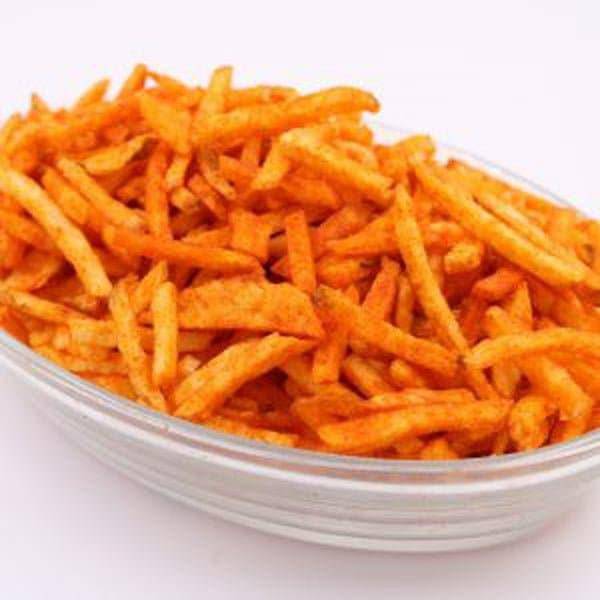 Mahendra Aloo Lachha Lalmirch - 200 gms