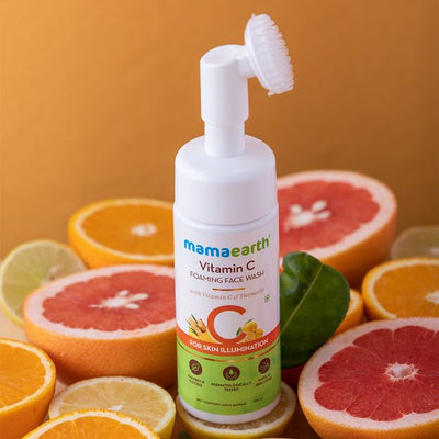 Mamaearth Vitamin C Foaming Face Wash with Vitamin C and Turmeric for Skin Illumination (150 ml
