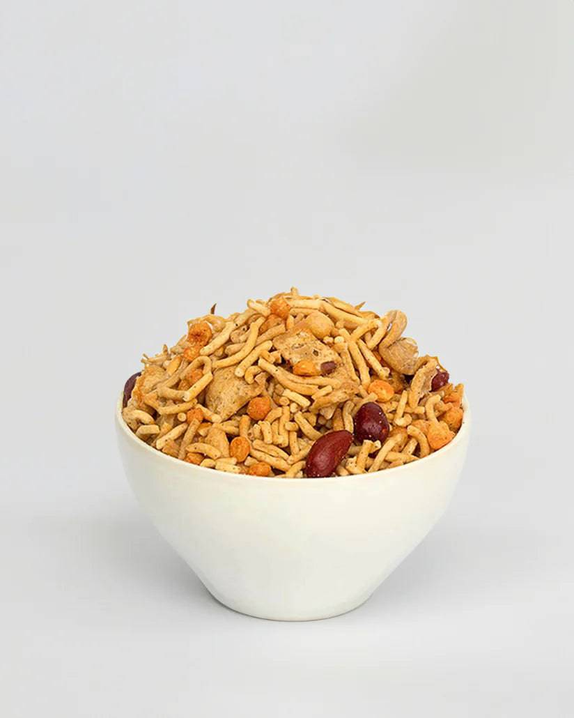 Narayanji Gajak Wale Mix Namkeen - 500 gms