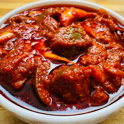 Gummadi Foods Avakaaya Pickle (Mango)