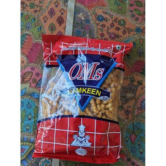 Om Namkeen Kurkure - 180 gms