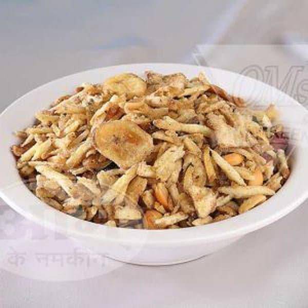 Om Namkeen Kela Phalahari Mixture - 200 gms