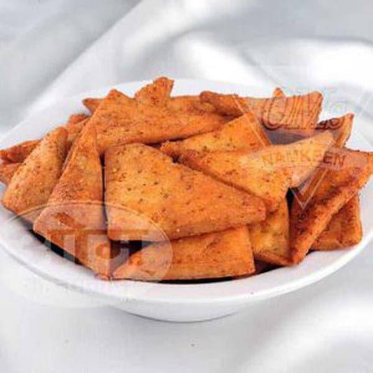 Om Namkeen Masala Trikone Mathri - 200 gms