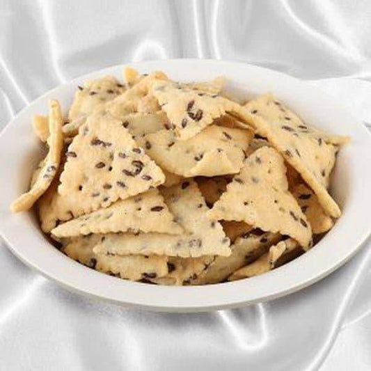 Om Namkeen Alsi Puri - 200 gms