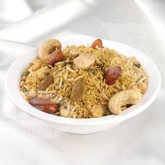 Om Namkeen Kashmiri Pista Mix - 250 gms