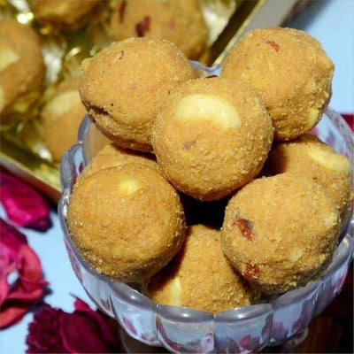 Prakash Namkeen Desi Ghee Besan Dryfruit Laddu - 250 gms