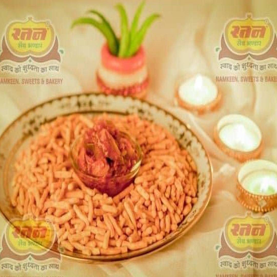 Ratan Sev Bhandar Aachari Sev - 250 gms