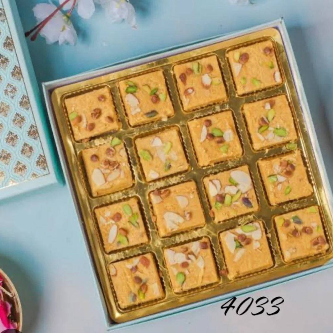 Shivam Sweets Kesar Crunch Gifing Box Collection - 700 gms