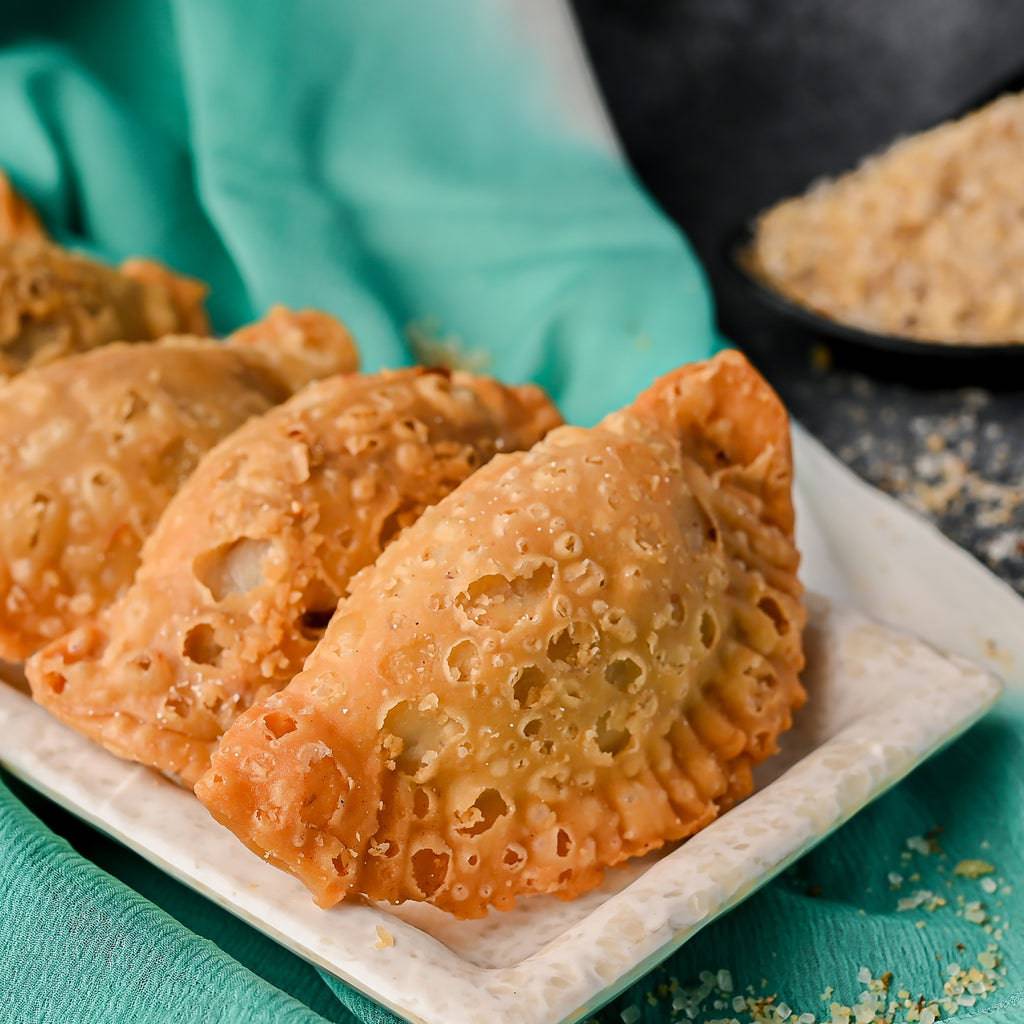 Vellanki Foods Kajjikayalu - 500 gms