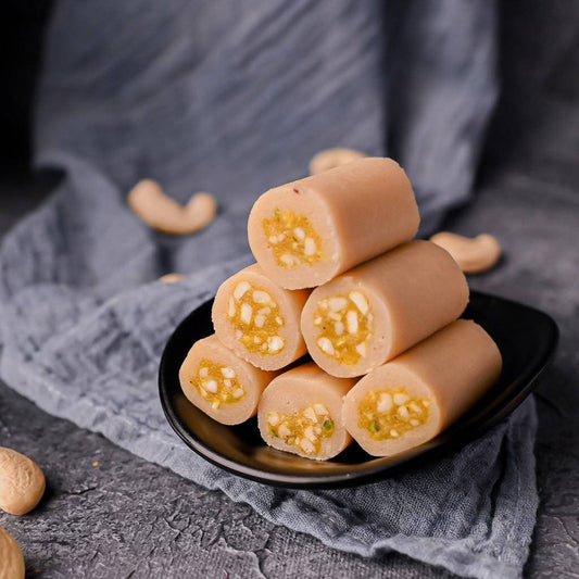 Vellanki Foods Kaju Rolls - 500 gms
