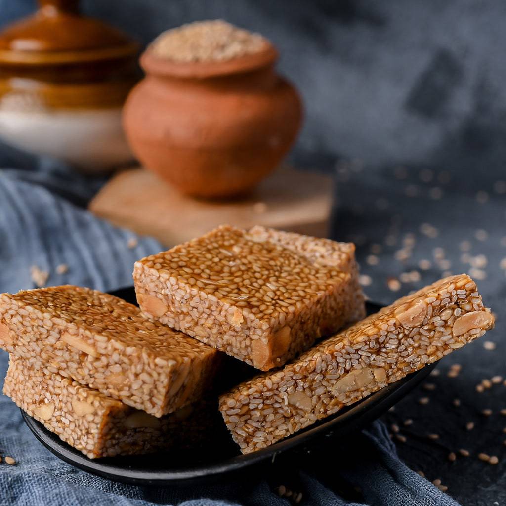 Vellanki Foods Til(Nuvvula Chikki) - 500 gms