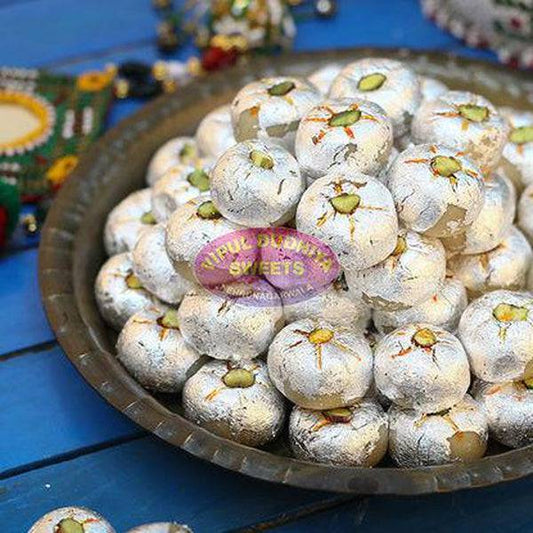Vipul Dudhiya Sweets Kaju Apple - 500 gms
